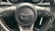 Toyota Yaris 1.5 Hybrid Design 5dr CVT Hybrid Hatchback